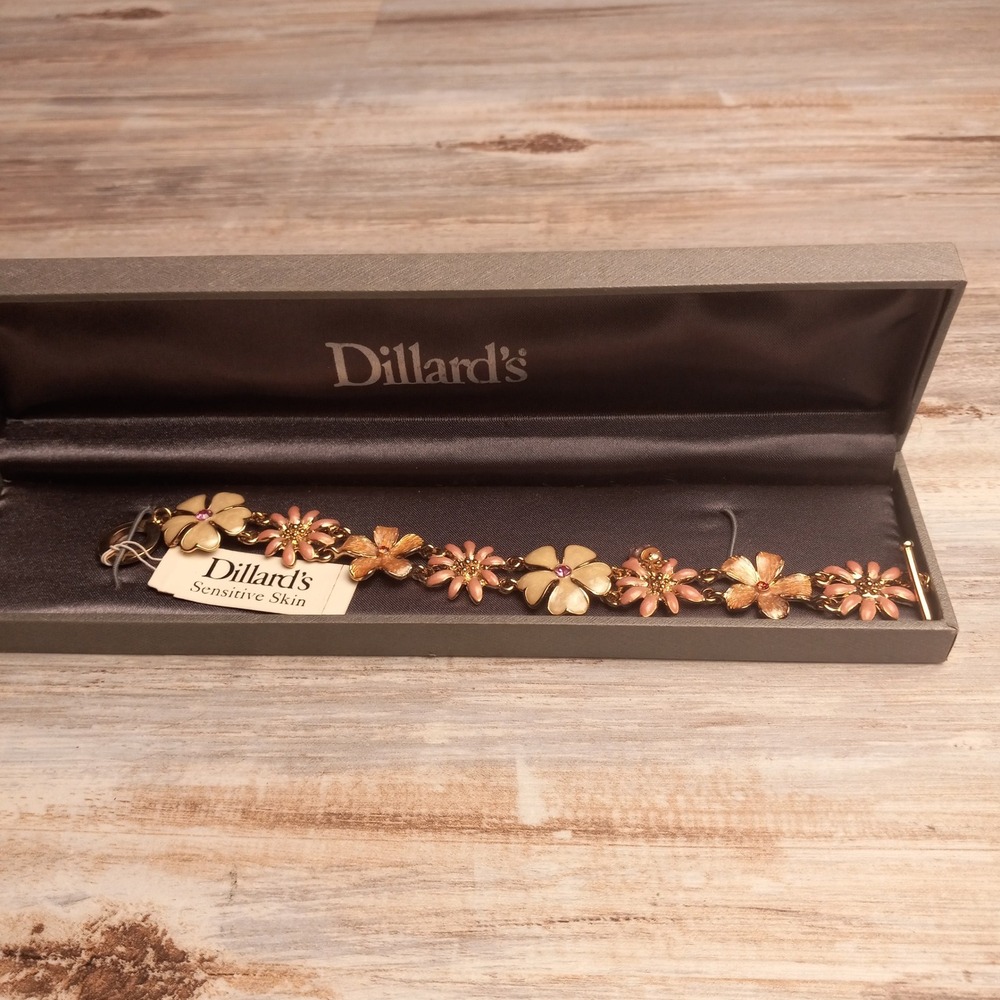 Dillards Sensitive Skin Floral Bracelet Gold Tone Pink Cream Enamel Toggle NIB